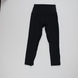 LULULEMON Size 2 Black Cropped Leggings